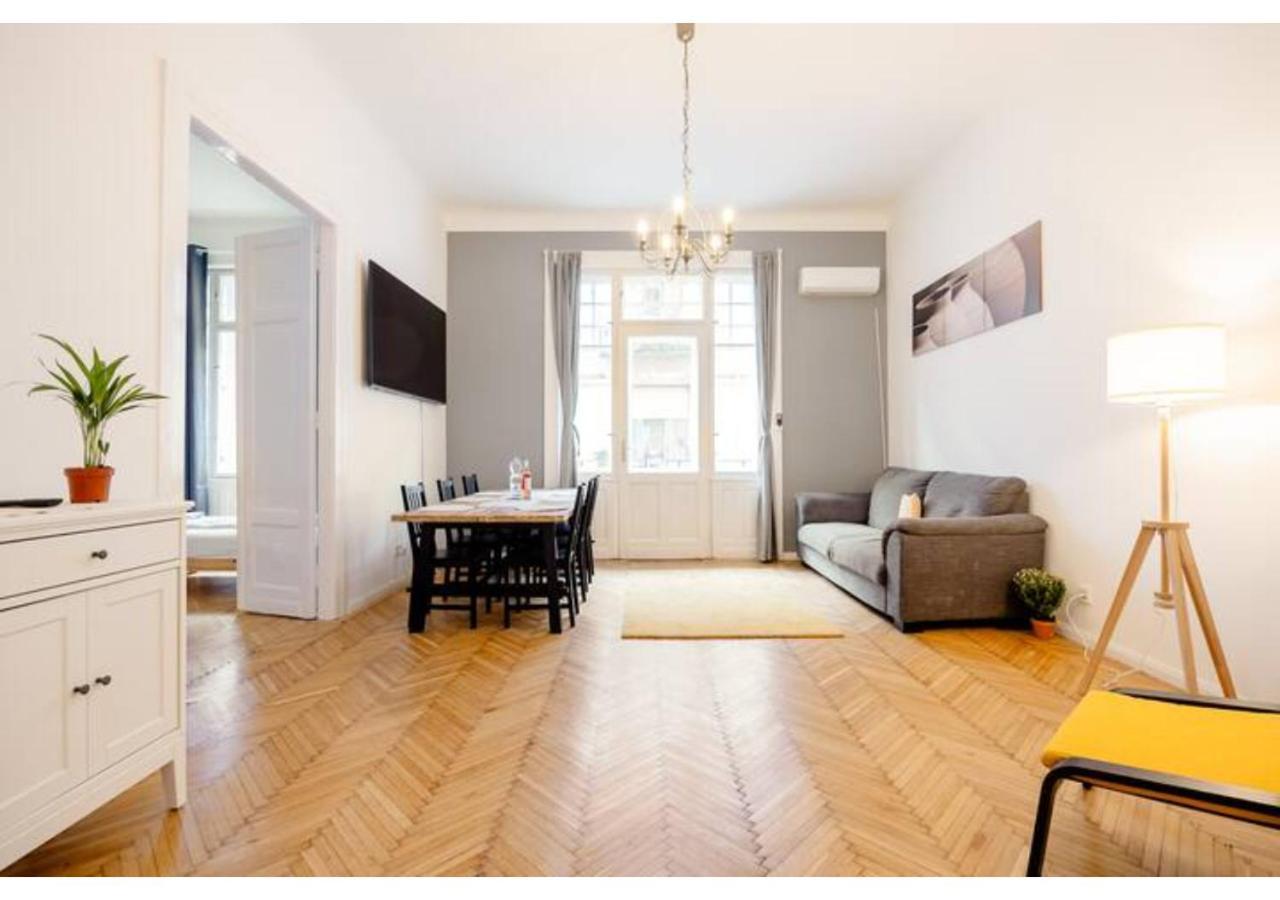 Apartmán Downtown With Balcony *